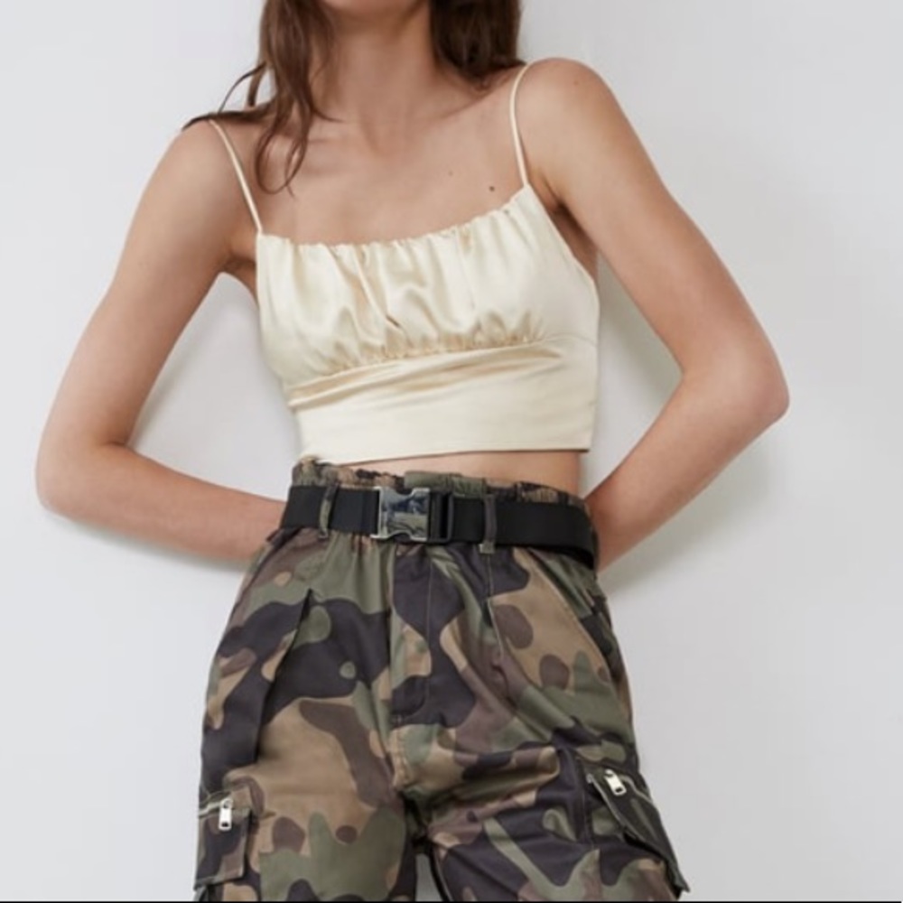 Crop top